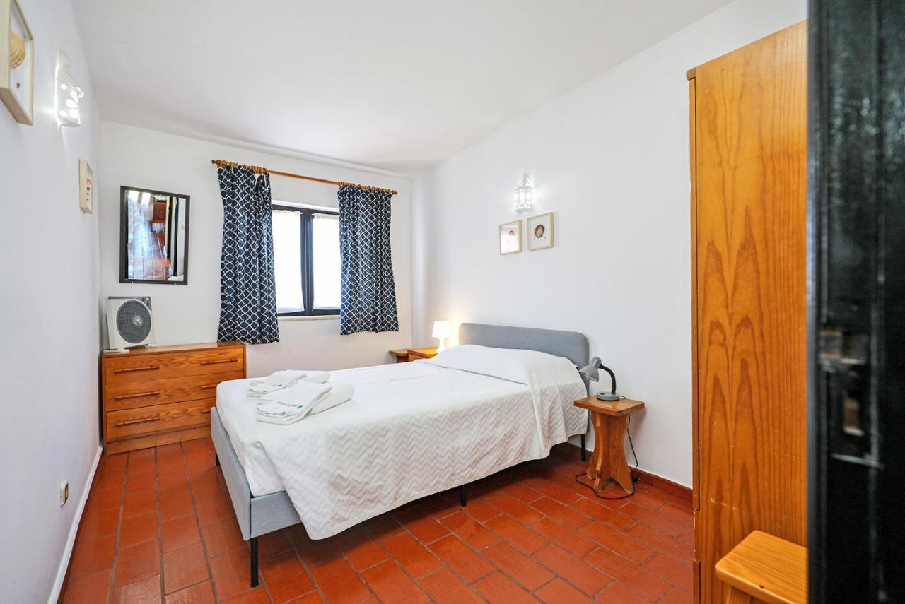 A51 - Torraltinha Sunset Apartment Lagos Bagian luar foto